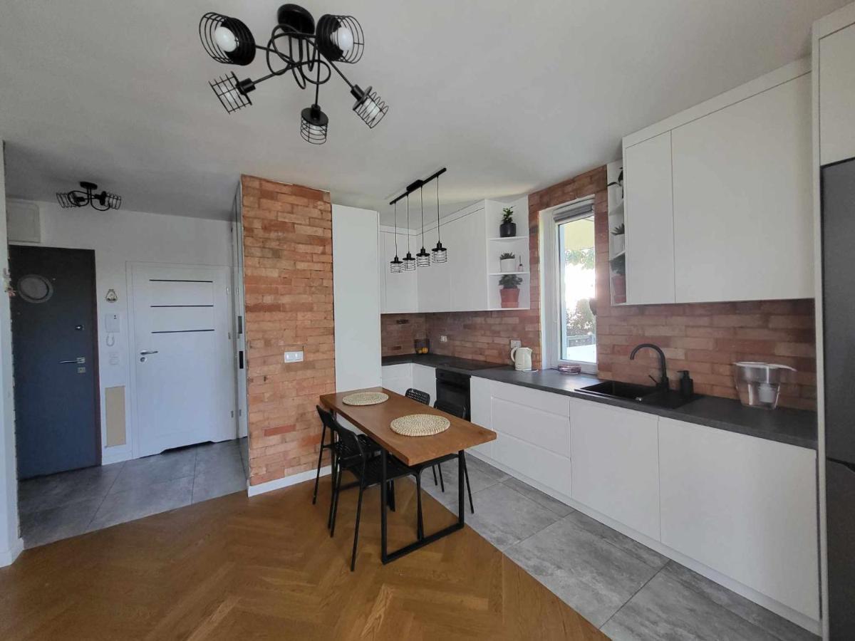Friendly Apartment Blisko Progresji Varsovia Exterior foto