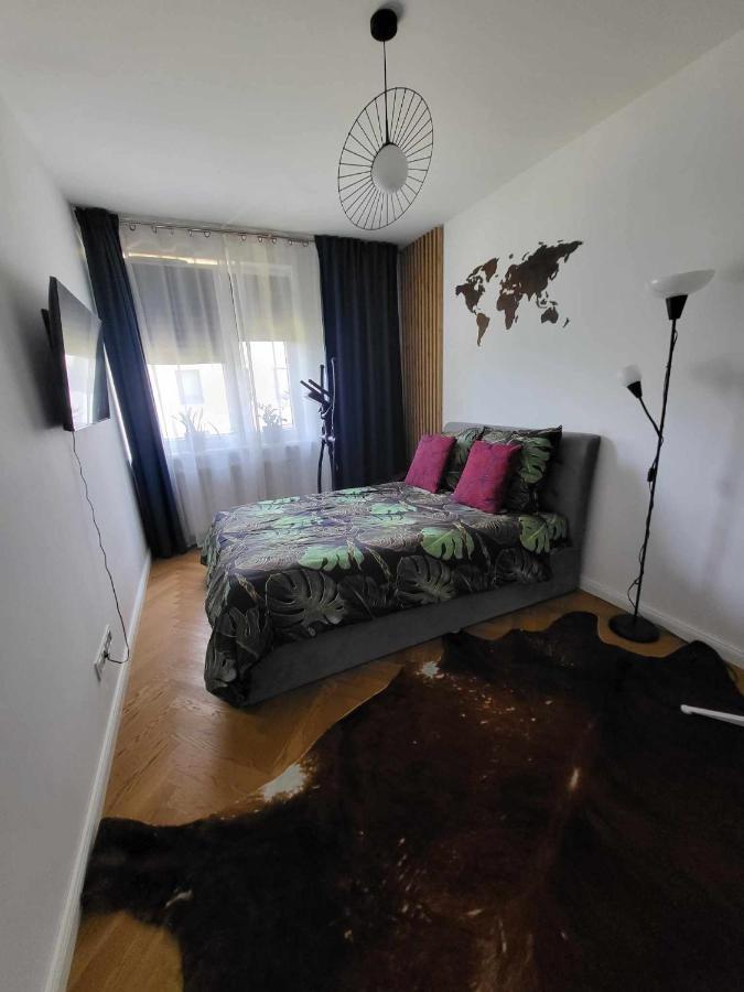 Friendly Apartment Blisko Progresji Varsovia Exterior foto